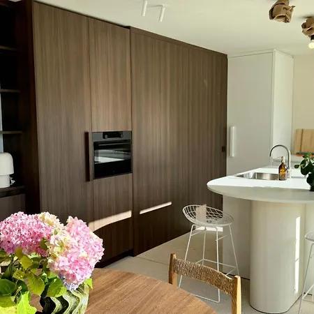 House W - North Sea * デ ハーン