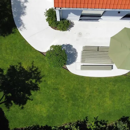 House W - North Sea 別荘